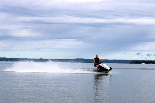 The Ultimate Guide to Buying an Electric Jet Ski for 2026 - Roxen Innovations
